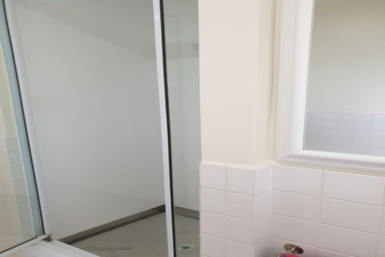 Photo of property in 73 Greendale Avenue, Avonhead, Christchurch, 8042