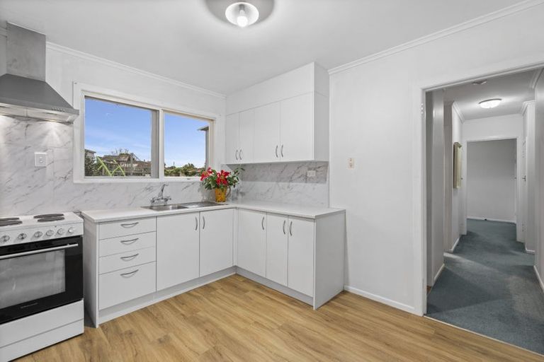 Photo of property in 2/10 Mahon Place, Papatoetoe, Auckland, 2025
