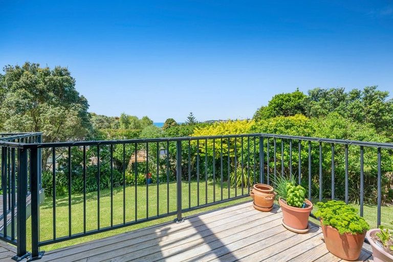 Photo of property in 12 Mariner Drive, Gulf Harbour, Whangaparaoa, 0930