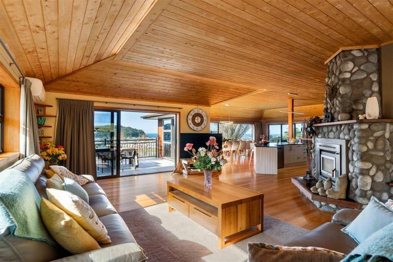 Photo of property in 26 Manuka Drive, Whangamata, 3691