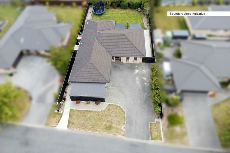 Photo of property in 33 Kotare Avenue, Rangiora, 7400