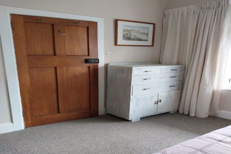 Photo of property in 361 High Street, Hawera, 4610