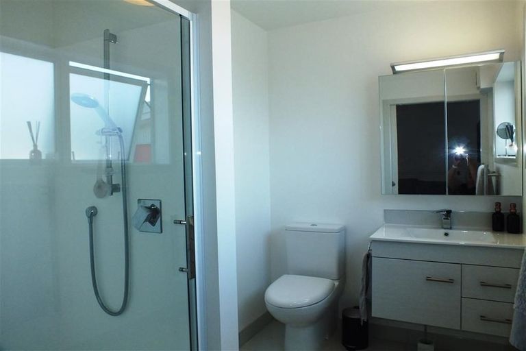 Photo of property in 73 Rosario Crescent, Red Beach, 0932