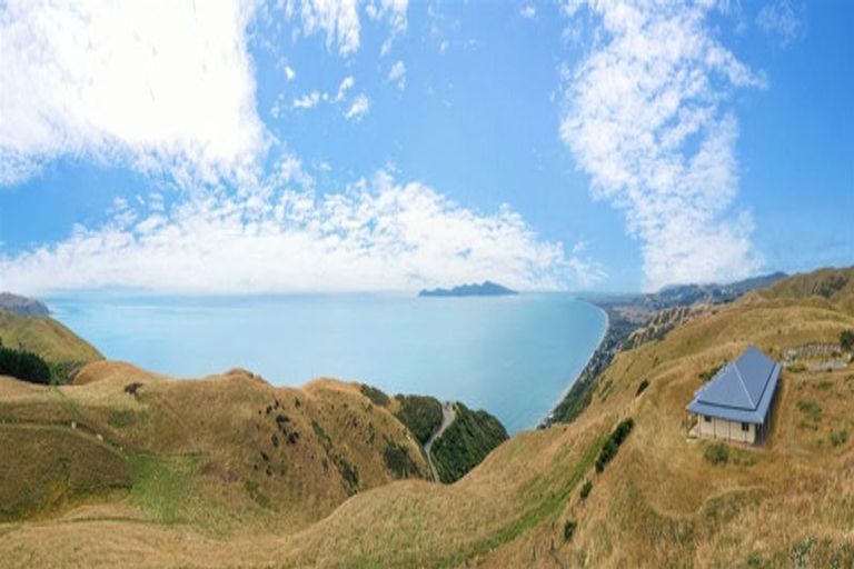 Photo of property in 1122b Paekakariki Hill Road, Paekakariki Hill, Porirua, 5381