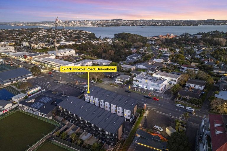Photo of property in 1/97b Mokoia Road, Birkenhead, Auckland, 0626
