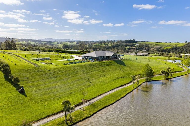 Photo of property in 29 Daniel Parade, Mangawhai, 0975