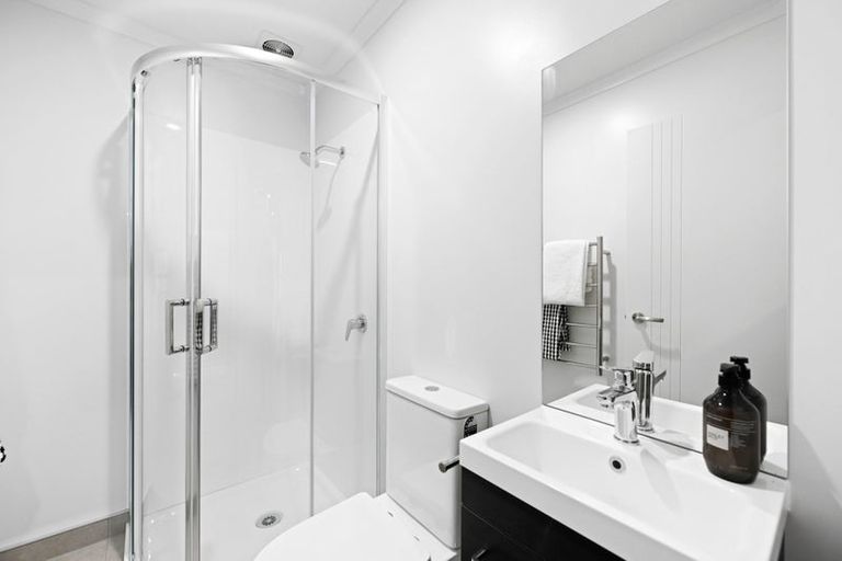 Photo of property in 124/126 Commerce Street, Frankton, Hamilton, 3204