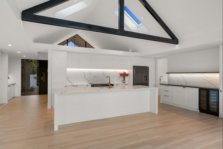 Photo of property in 20 Titoki Lane, Whangamata, 3691