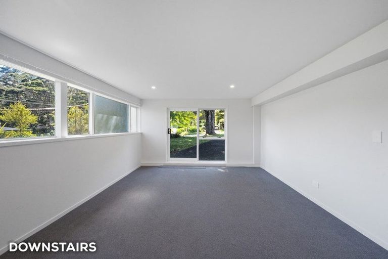Photo of property in 60 Woodfern Crescent, Titirangi, Auckland, 0604