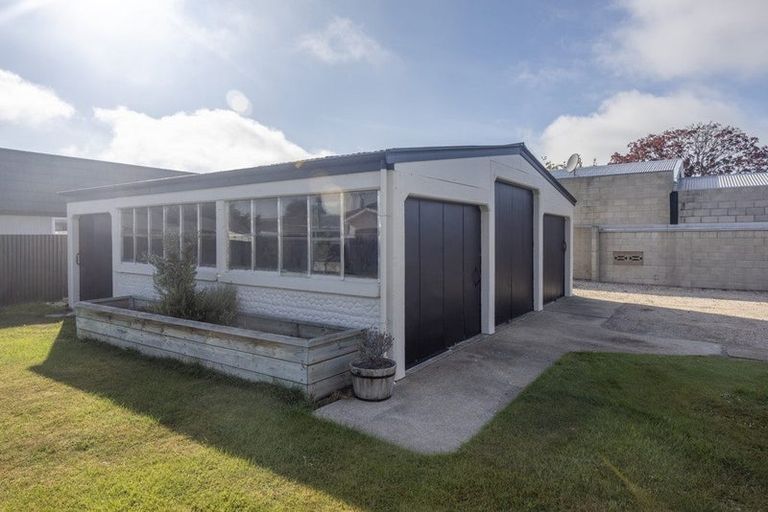 Photo of property in 20 Sandringham Street, Oamaru North, Oamaru, 9400