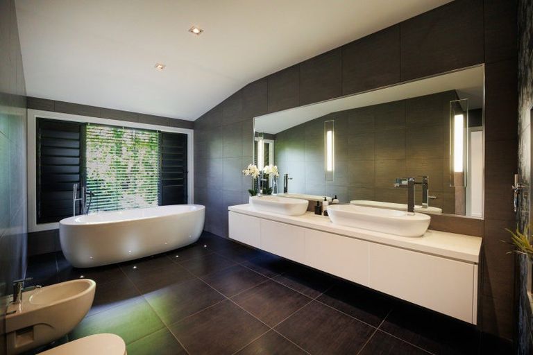 Photo of property in 27a Phoenix Avenue, Hokowhitu, Palmerston North, 4410