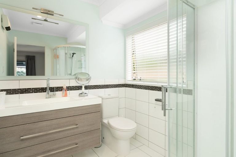 Photo of property in 126 Santa Monica Drive, Papamoa Beach, Papamoa, 3118