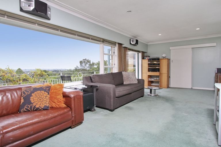 Photo of property in 238 Old Titirangi Road, Titirangi, Auckland, 0604