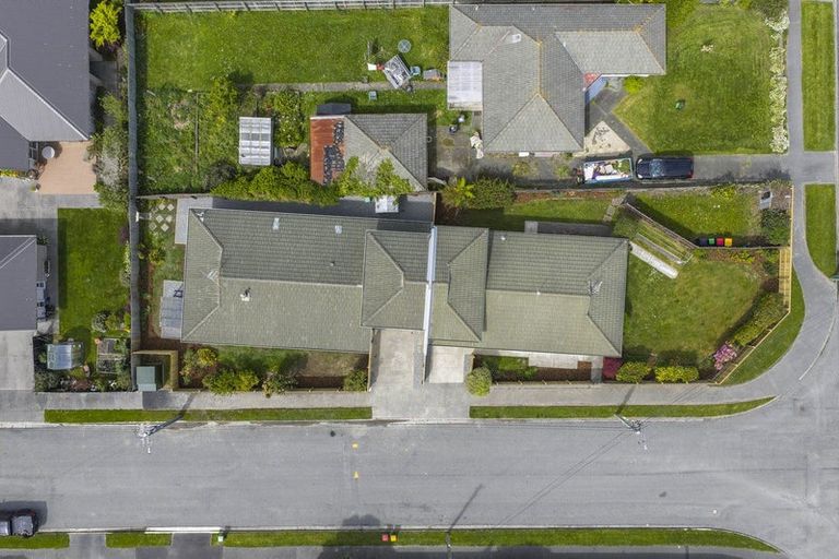 Photo of property in 2b Barclay Place, Burwood, Christchurch, 8061
