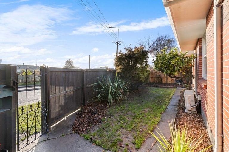 Photo of property in 178 Centaurus Road, Saint Martins, Christchurch, 8022