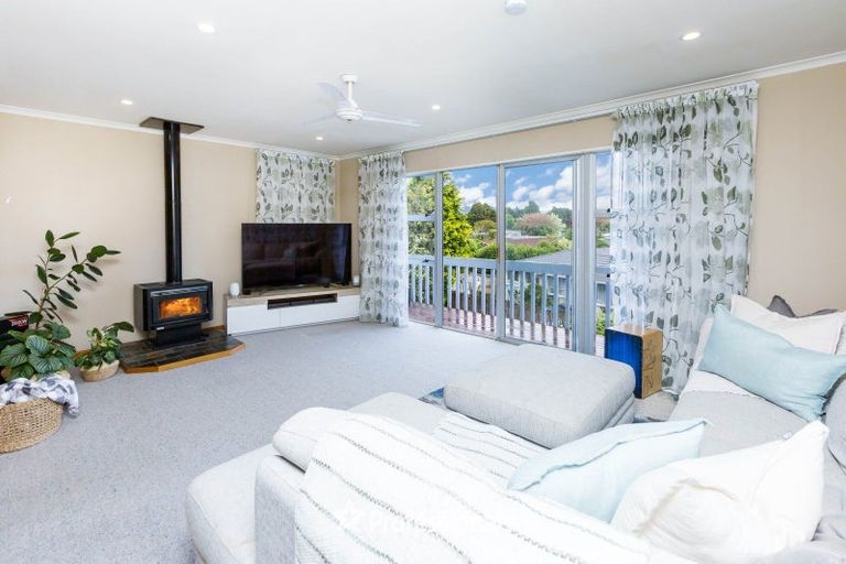Photo of property in 19 Haylock Grove, Totara Park, Upper Hutt, 5018