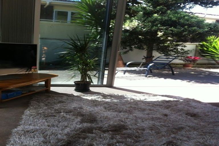Photo of property in 11 The Mall, Mount Maunganui, 3116
