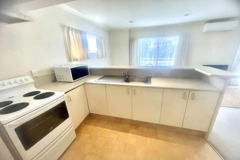 Photo of property in 4/28 Third Avenue, Tauranga, 3110