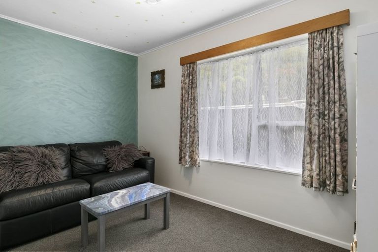 Photo of property in 31 Mcgowan Road, Wainuiomata, Lower Hutt, 5014