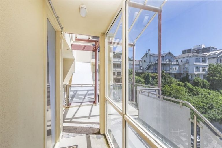 Photo of property in Sirocco Apartments, 818/8u Church Street, Wellington Central, Wellington, 6011