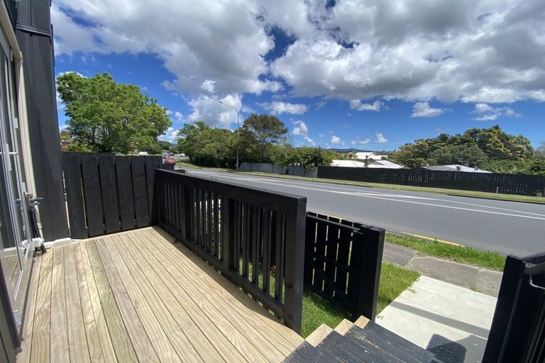 Photo of property in 6/36 Edmonton Road, Henderson, Auckland, 0612