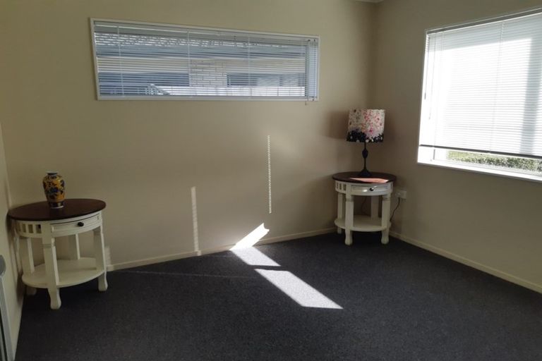 Photo of property in Villa Estate, 52/55 Armstrong Avenue, Carterton, 5713