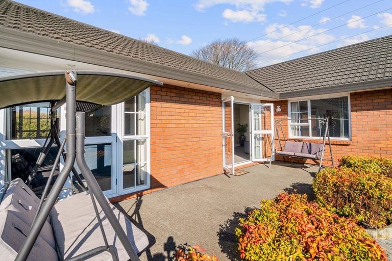 Photo of property in 58a Lancewood Drive, Halswell, Christchurch, 8025