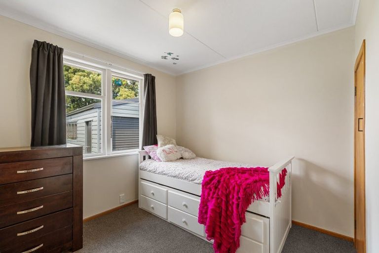 Photo of property in 9 Lewis Place, Highbury, Palmerston North, 4412
