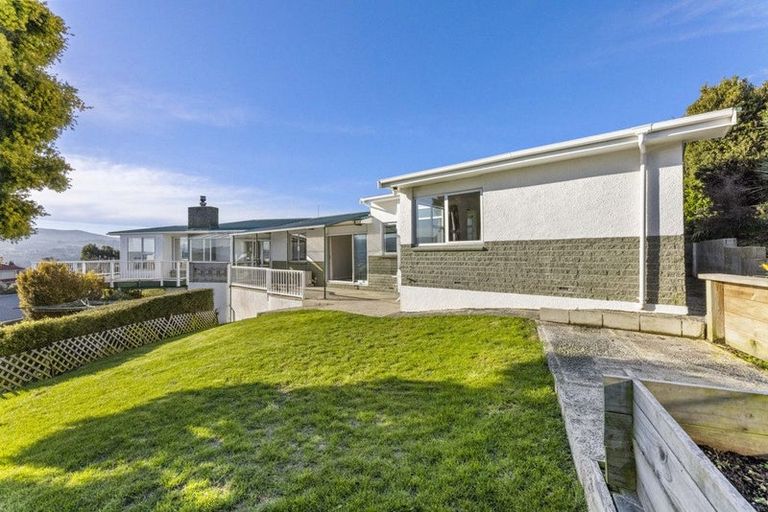 Photo of property in 43 Shandon Road, Vauxhall, Dunedin, 9013