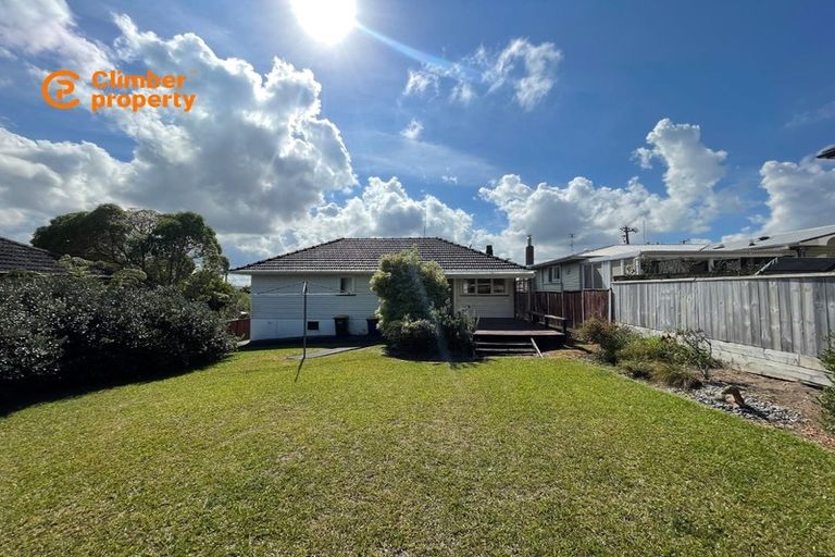Photo of property in 28 Gilliam Street, New Lynn, Auckland, 0600