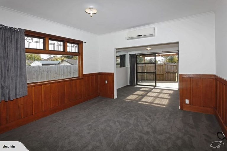 Photo of property in 17 Grenville Street, Waltham, Christchurch, 8011