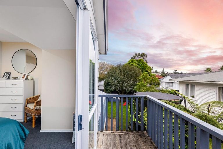 Photo of property in 2/41 Colwill Road, Massey, Auckland, 0614