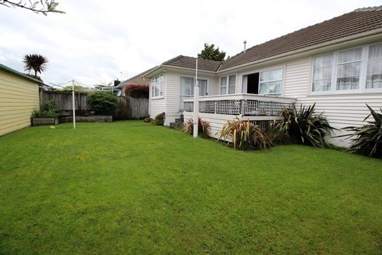 Photo of property in 46f1- Thackeray Street, Trentham, Upper Hutt, 5018