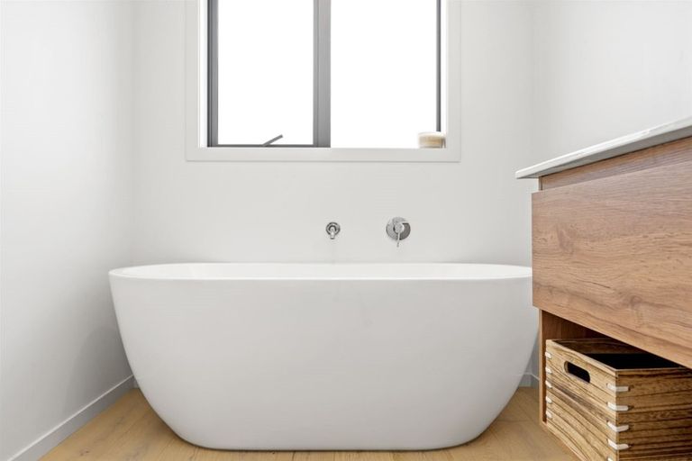 Photo of property in 4 Taylor Street, Cambridge, 3434