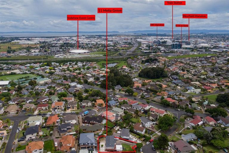 Photo of property in 11 Melia Grove, Goodwood Heights, Auckland, 2105