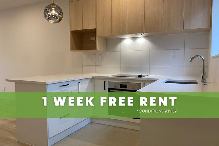 Photo of property in 27 Paetai Lane, Te Atatu Peninsula, 0610