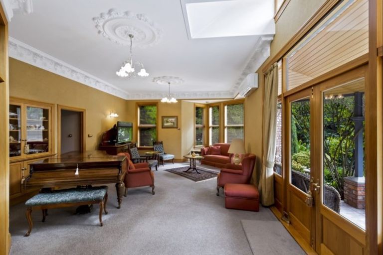 Photo of property in 8 Rutherford Road, Lake Hayes, Queenstown, 9371
