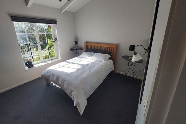 Photo of property in 35 Tremaine Avenue, Two Mile Bay, Taupo, 3330