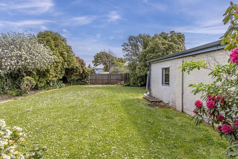 Photo of property in 3 Barlow Street, Ilam, Christchurch, 8041