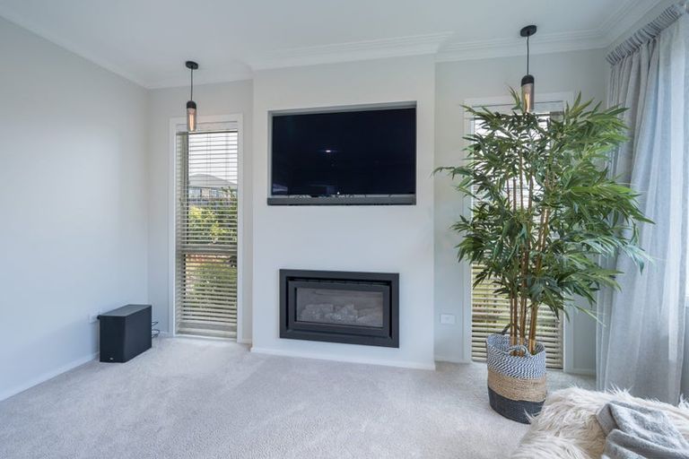 Photo of property in 16b Huntaway Close, Stoke, Nelson, 7011