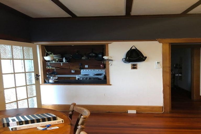 Photo of property in 8 Seaview Terrace, Bluff Hill, Napier, 4110