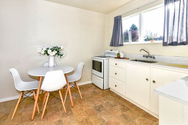 Photo of property in 14 Tulloch Place, Papanui, Christchurch, 8052