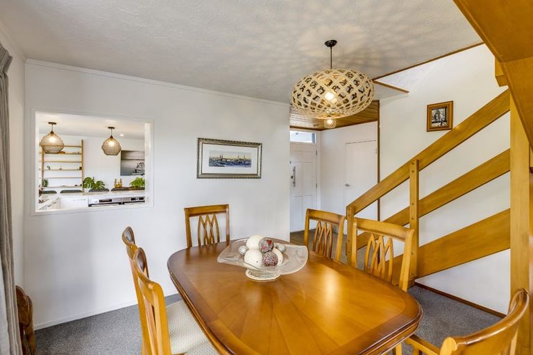 Photo of property in 51 Churchill Drive, Taradale, Napier, 4112