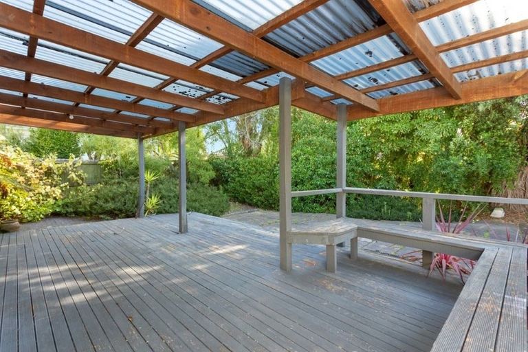 Photo of property in 113 Geraldine Street, Edgeware, Christchurch, 8013