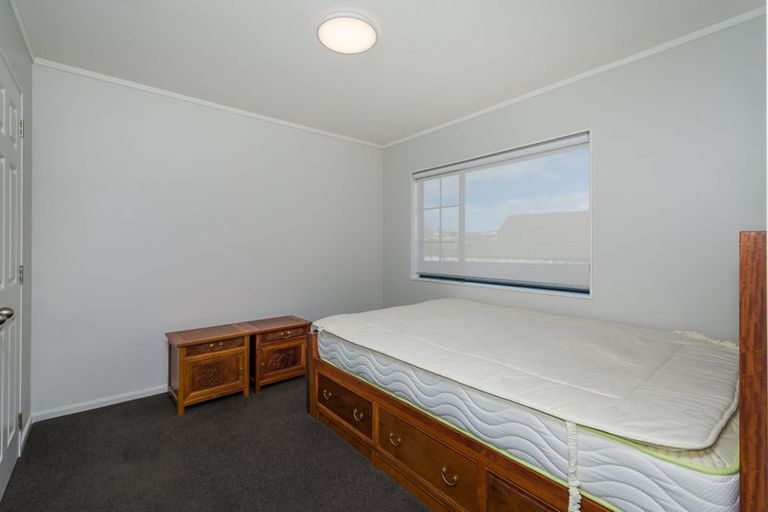 Photo of property in 23 Hugh Green Drive, Pinehill, Auckland, 0632