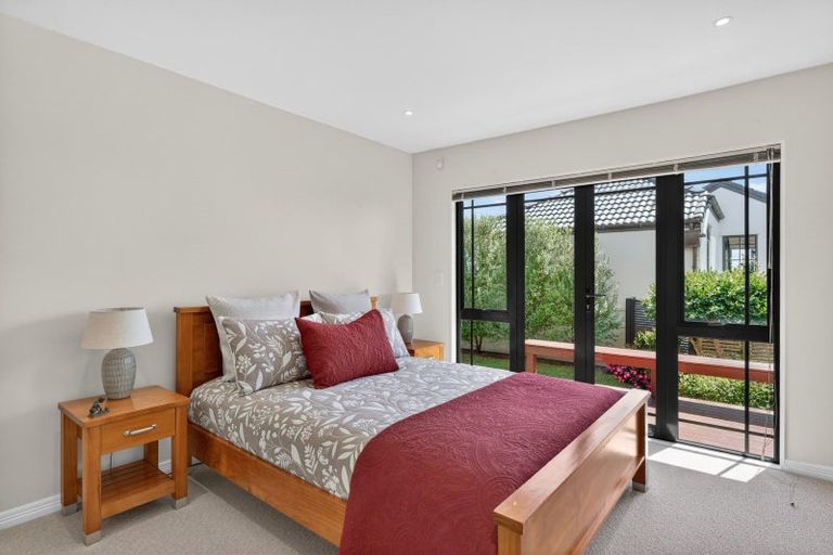 Photo of property in 5 Midway Avenue, Castor Bay, Auckland, 0620