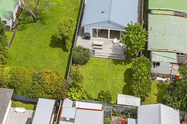 Photo of property in 33 Ballance Street, Lower Vogeltown, New Plymouth, 4310