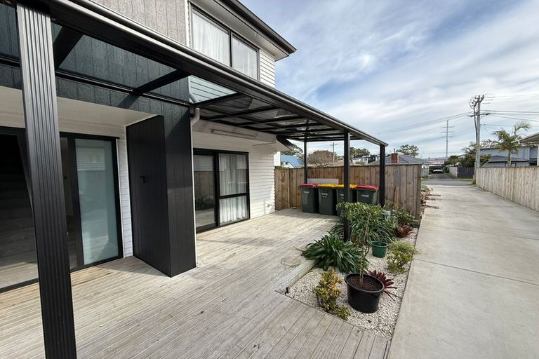 Photo of property in 8 Tiraumea Drive, Pakuranga, Auckland, 2010