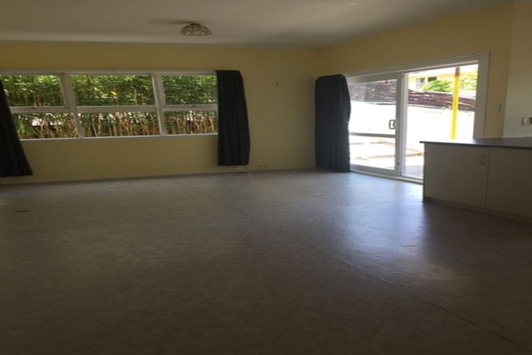 Photo of property in 1a Ogle Crescent, Te Kamo, Whangarei, 0112