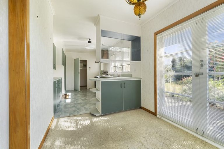 Photo of property in 53 Glengarry Road, Glen Eden, Auckland, 0602